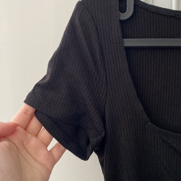 3 for $20 - Forever 21 Knit Short sleeve Top with Square Neck - Picture 3 of 5